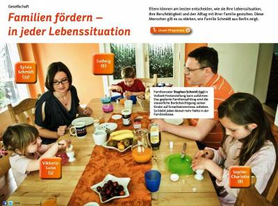 Familie Schmidt in einer CDU-Brosch�re im Bundestagswahlkampf 2013.
