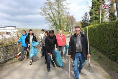 Frhjahrsputz am Uferwanderweg 08.04.2017